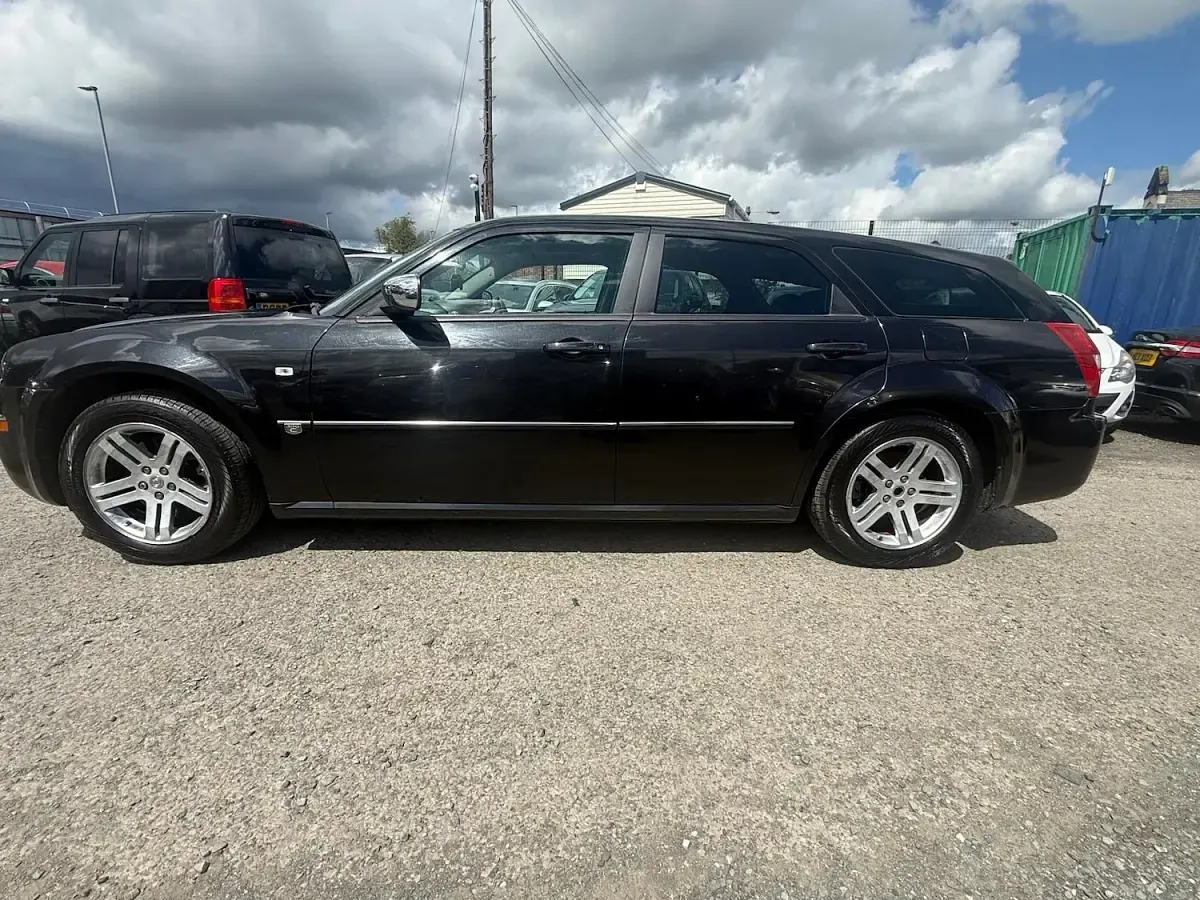 Used Chrysler 300C Touring 2007 Black Estate