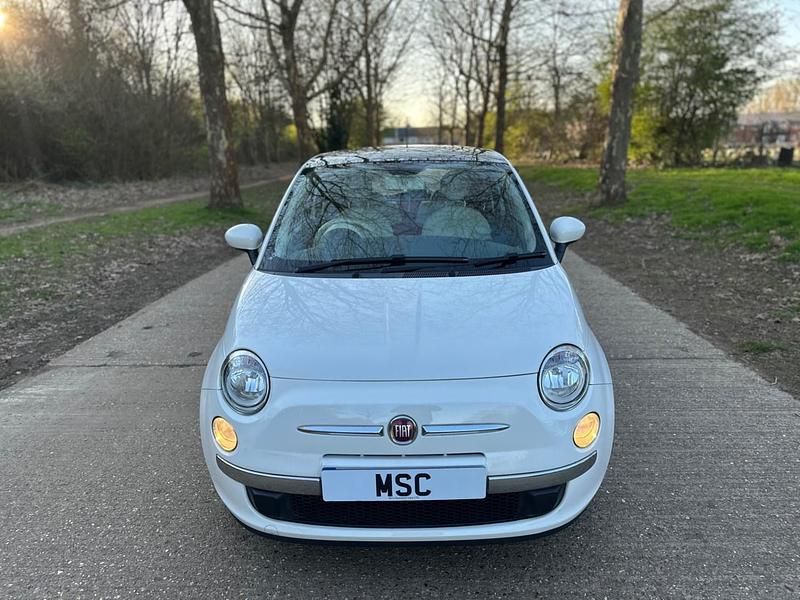Used Fiat 500 Lounge 69 HP (50 kW) 2014 White Hatchback
