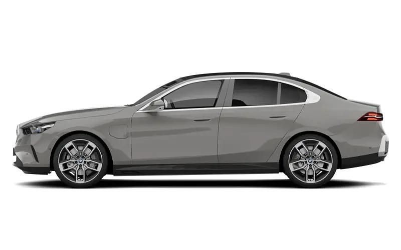 New 2025 BMW 550e M Sport Sedan | £76,419 (Good price) - Image 1/1