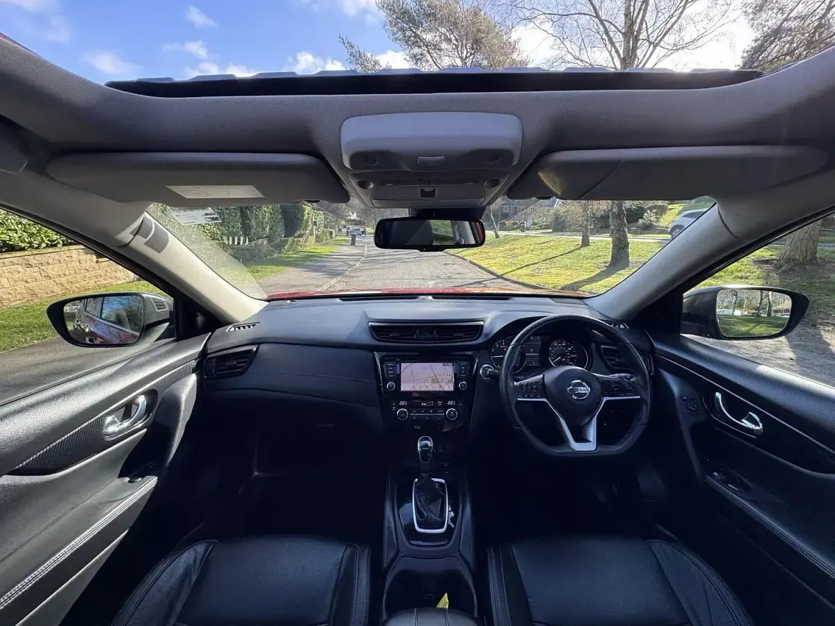 Used Nissan X-Trail Tekna 159 HP (116 kW) 2021 Red SUV