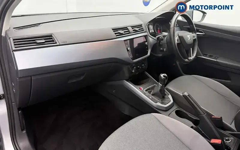 Used Seat Arona SE Technology 116 HP (85 kW) 2019 Silver SUV