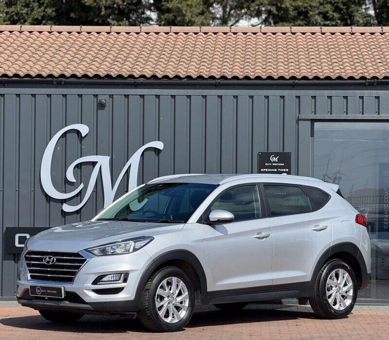 Silver Used 2019 Hyundai Tucson SE SUV | £12,990 (Fair price) - Image 1/4