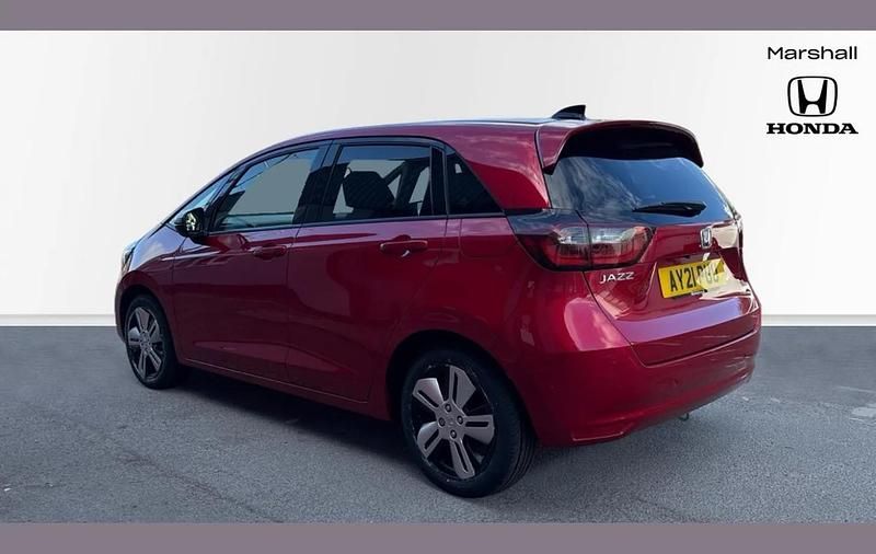 Used Honda Jazz Hybrid 109 HP (80 kW) 2021 Red Hatchback