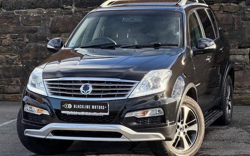 Used Ssangyong (KGM) Rexton 178 HP (130 kW) 2016 Black SUV