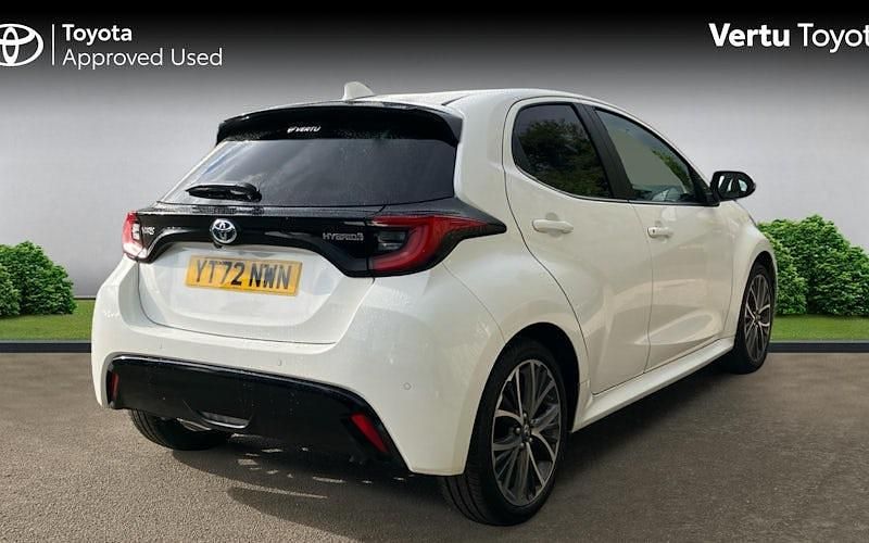 Used Toyota Yaris Hybrid 116 HP (85 kW) 2025 Hatchback