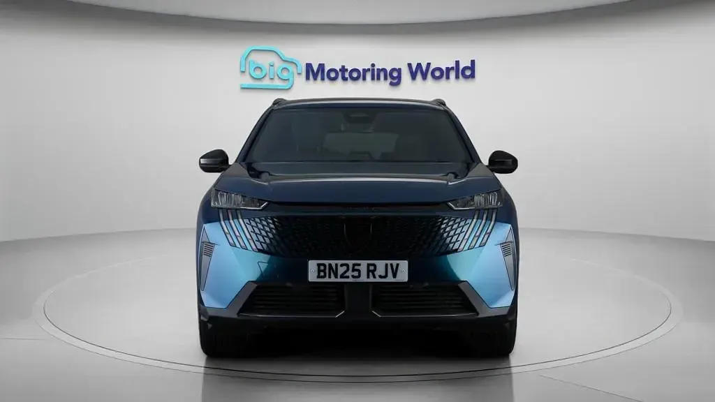 Used Peugeot 5008 Allure 136 HP (100 kW) 2025 Blue SUV