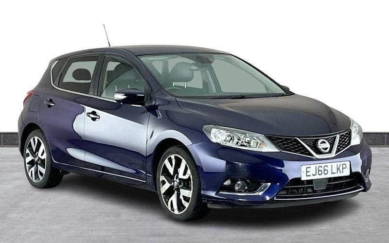 Blue Used 2016 Nissan Pulsar Tekna Hatchback | £6,000 (Good price) - Image 1/4