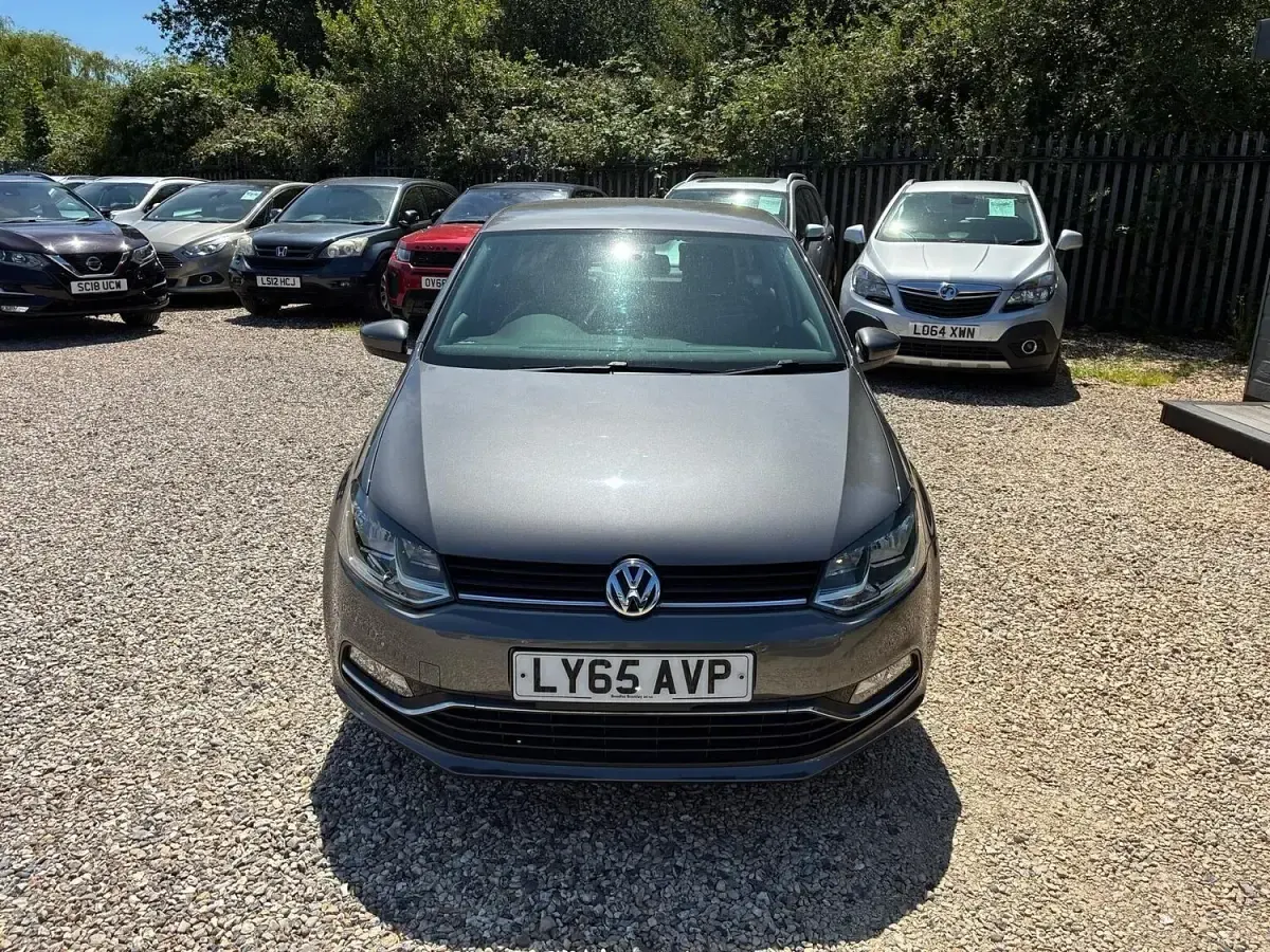 Used VW Polo SE 60 HP (44 kW) 2016 Grey Hatchback