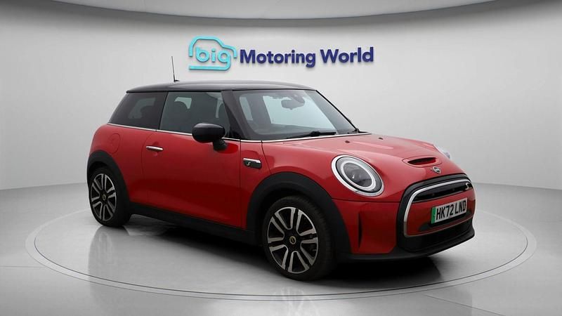Used Mini Cooper S Hatch 135 kW (184 HP) 2022 Red Hatchback