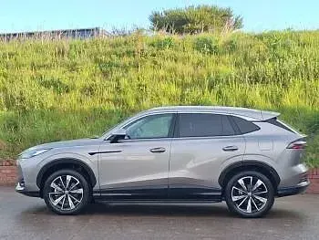 Used MG HS Trophy 299 HP (219 kW) 2025 Silver SUV