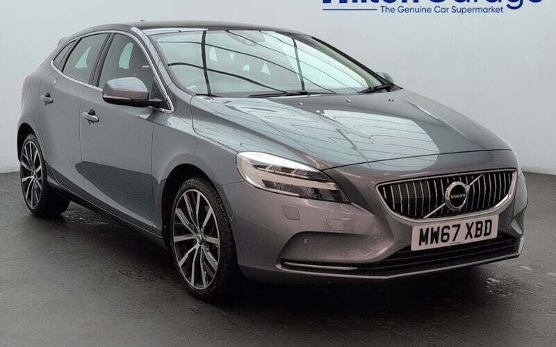 Used 2019 Volvo V40 Inscription Estate | £13,200 (Fair price) - Image 1/4