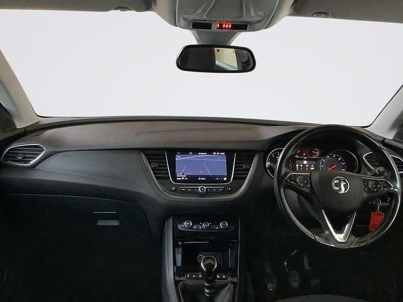 Used Vauxhall Grandland X Sport 130 HP (95 kW) 2019 Black SUV