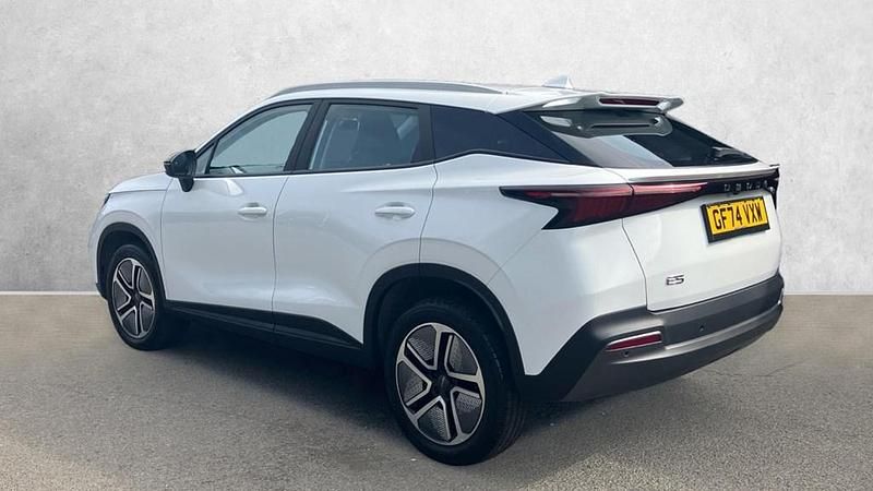 Używany Omoda E5 150 kW (204 KM) 2024 Biały SUV