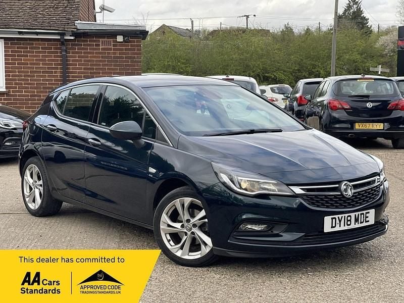 Used Vauxhall Astra SRi 2018 Green Hatchback