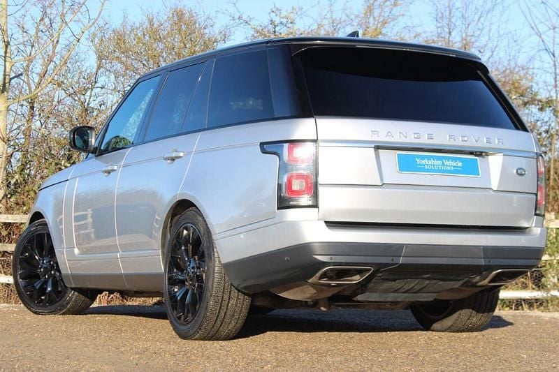 Used Land Rover Range Rover Vogue SE 275 HP (202 kW) 2019 Silver SUV