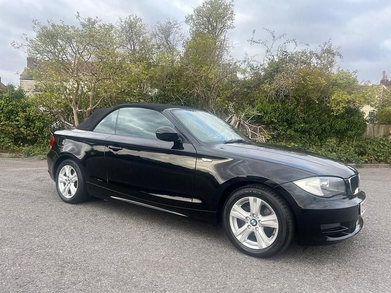 Black Used 2009 BMW 118 Cabriolet Cabriolet | £3,750 (Good price) - Image 1/4