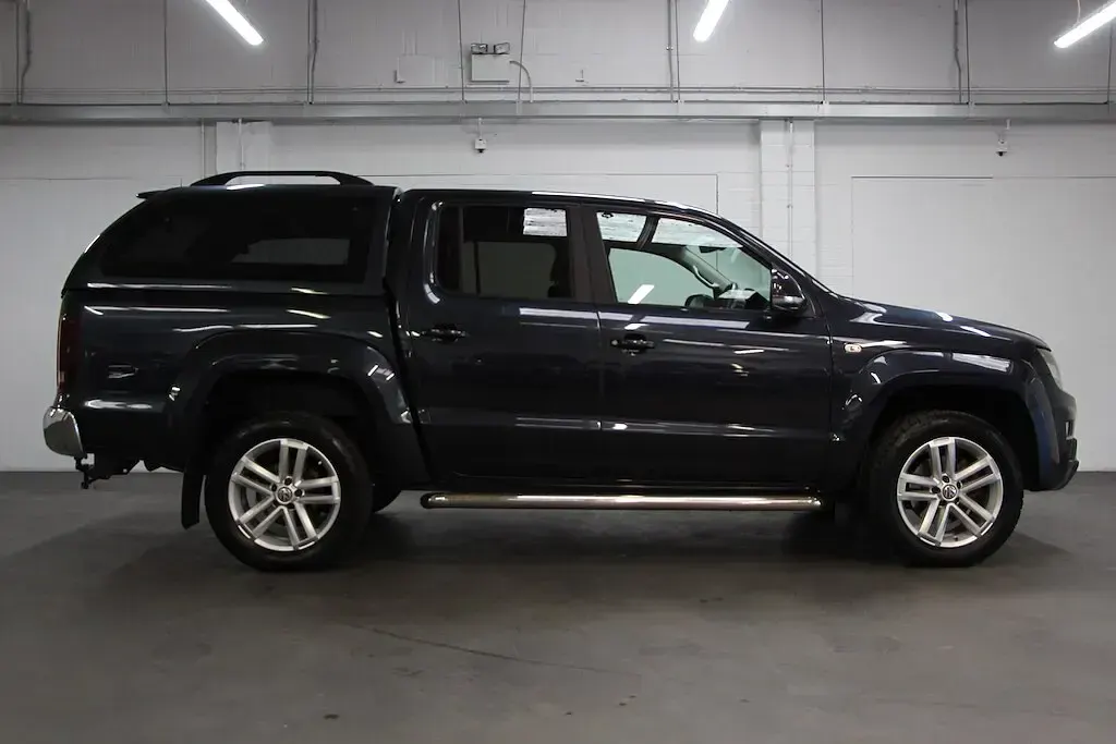 Used VW Amarok Highline 2019 Blue Pickup