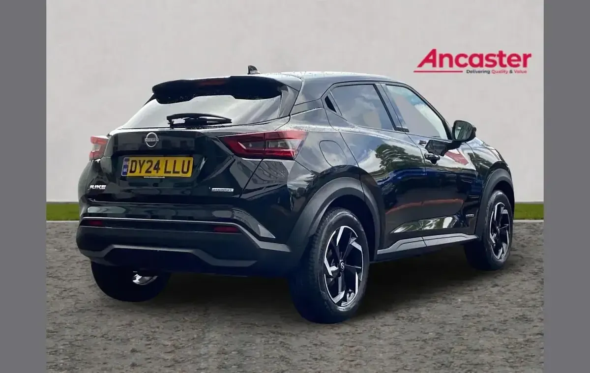 Used Nissan Juke N-Connecta 143 HP (105 kW) 2024 Black SUV