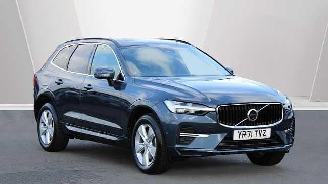 Used Volvo XC60 Momentum 250 HP (183 kW) 2022 SUV