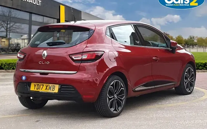 Gebraucht Renault Clio IV Dynamique 120 PS (88 kW) 2017 Rot Kleinwagen
