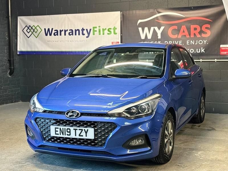 Used Hyundai i20 SE 84 HP (61 kW) 2019 Blue Hatchback