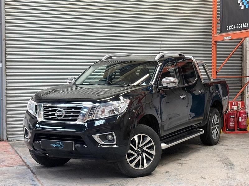Used Nissan Navara Tekna 2018 Black Pickup