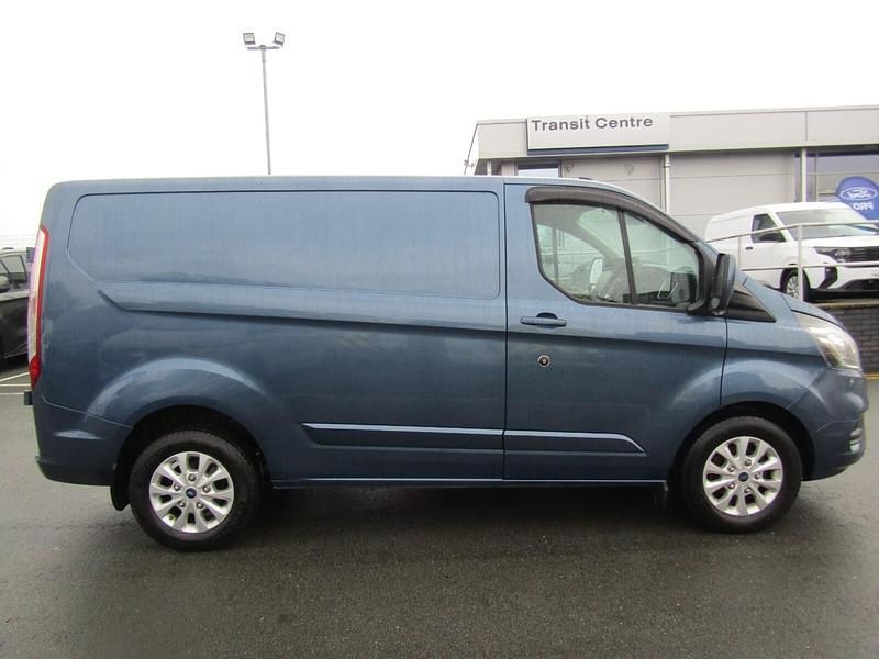 Used Ford Transit Custom Limited 130 HP (95 kW) 2021 Blue Van