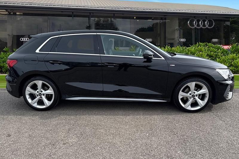 Used Audi A3 Sportback S-Line 150 HP (110 kW) 2022 Black Hatchback
