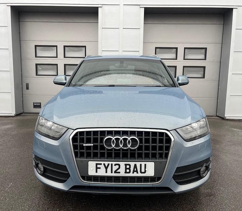 Used Audi Q3 177 HP (130 kW) 2012 Blue SUV