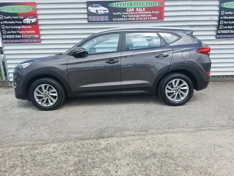 Used Hyundai Tucson SE 2016 Grey SUV