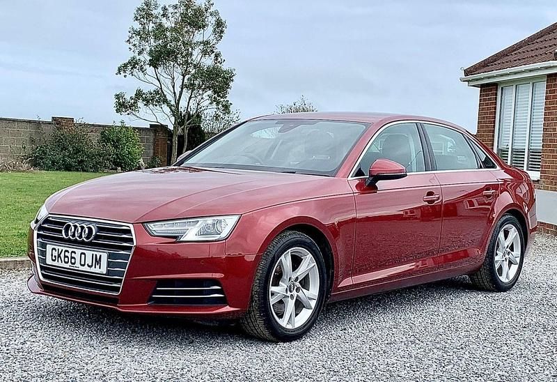 Used Audi A4 150 HP (110 kW) 2016 Red Sedan