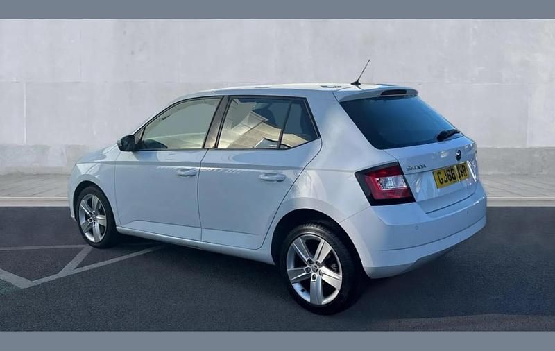 Used Skoda Fabia SE L 110 HP (80 kW) 2016 White Hatchback