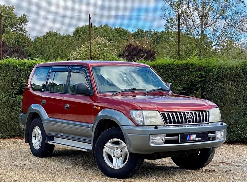 Red Used 2003 Toyota Land Cruiser SUV | £7,495 (Good price) - Image 1/4