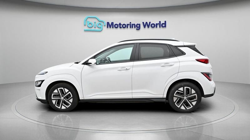 Used Hyundai Kona Ultimate 150 kW (204 HP) 2022 White SUV