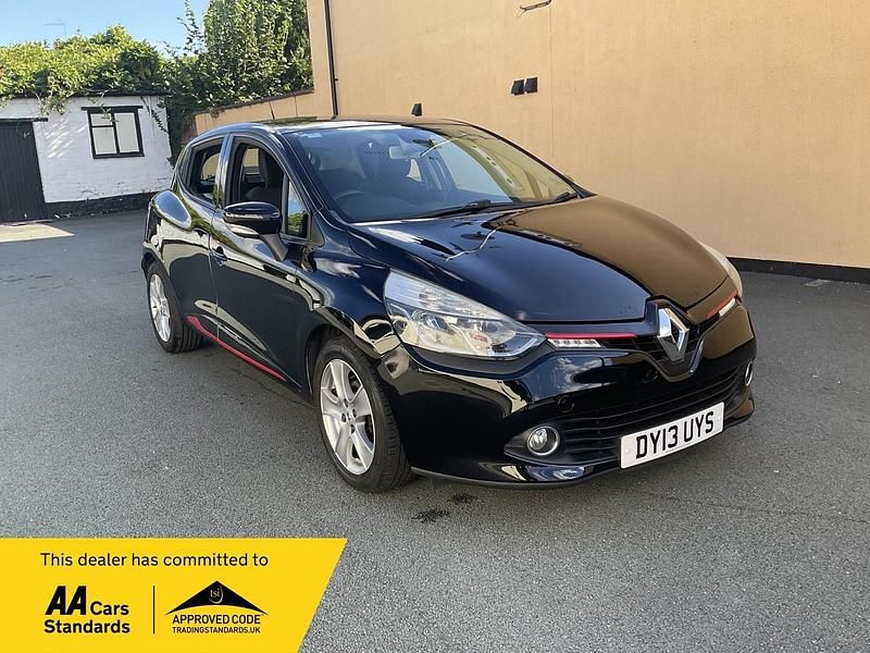 Black Used 2013 Renault Clio IV Dynamique Hatchback | £4,495 (A bit pricey) - Image 1/4