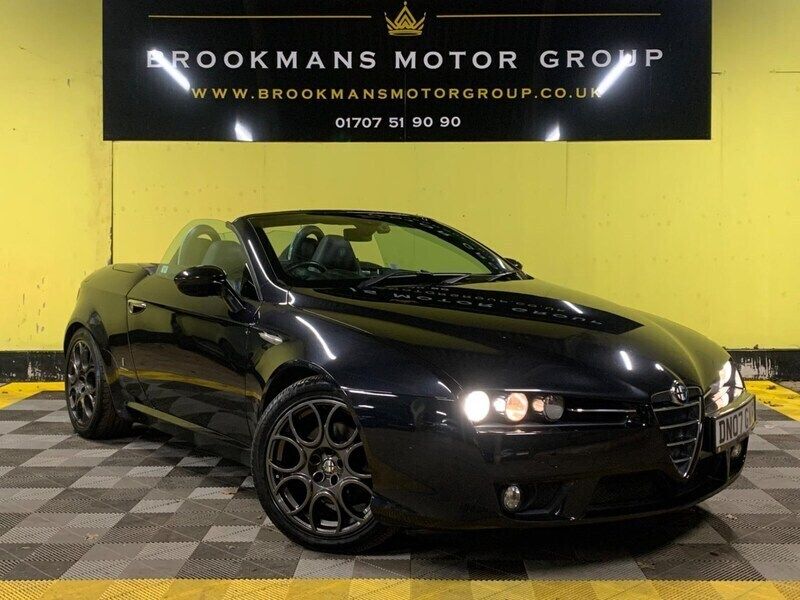 Black Used 2007 Alfa Romeo Spider Cabriolet | £8,495 - Image 1/2
