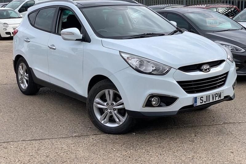 White Used 2011 Hyundai ix35 Premium SUV | £3,195 (Good price) - Image 1/1
