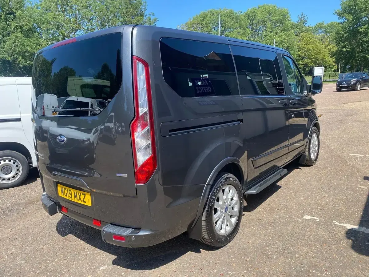 Used Ford Tourneo Custom Titanium 2019 Grey Van