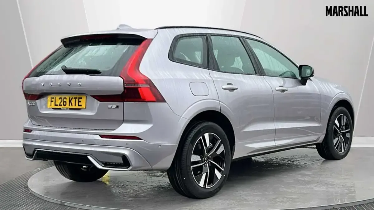 Used Volvo XC60 Plus 247 HP (181 kW) 2026 Silver SUV