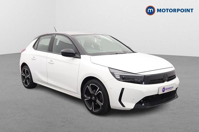 Used Vauxhall Corsa 75 HP (55 kW) 2023 White Hatchback