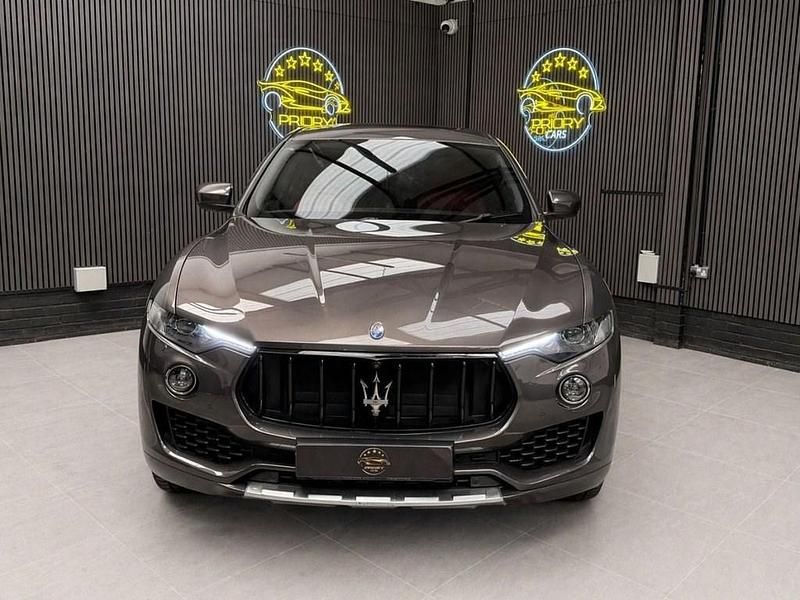 Used Maserati Levante 275 HP (202 kW) 2017 Grey SUV