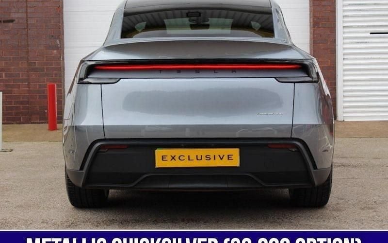 Used Tesla Model Y Long Range AWD 286 kW (389 HP) 2025 Grey SUV