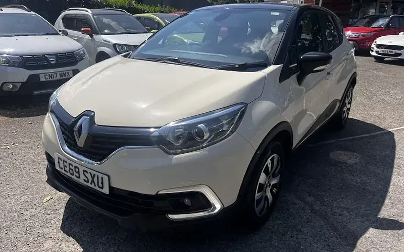 Used Renault Captur Play 90 HP (66 kW) 2019 SUV