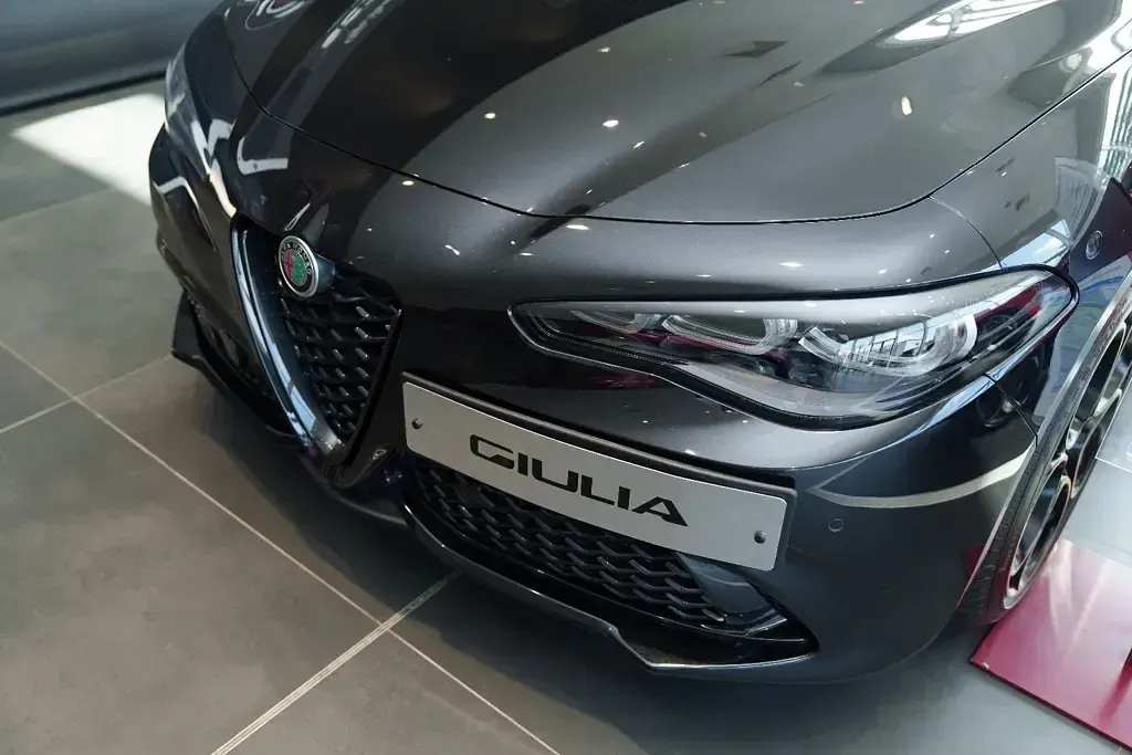 New Alfa Romeo Giulia Saloon 2026 Black Sedan