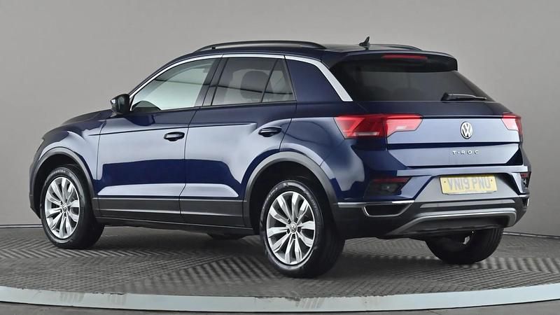 Used VW T-Roc SE 115 HP (84 kW) 2019 Blue SUV