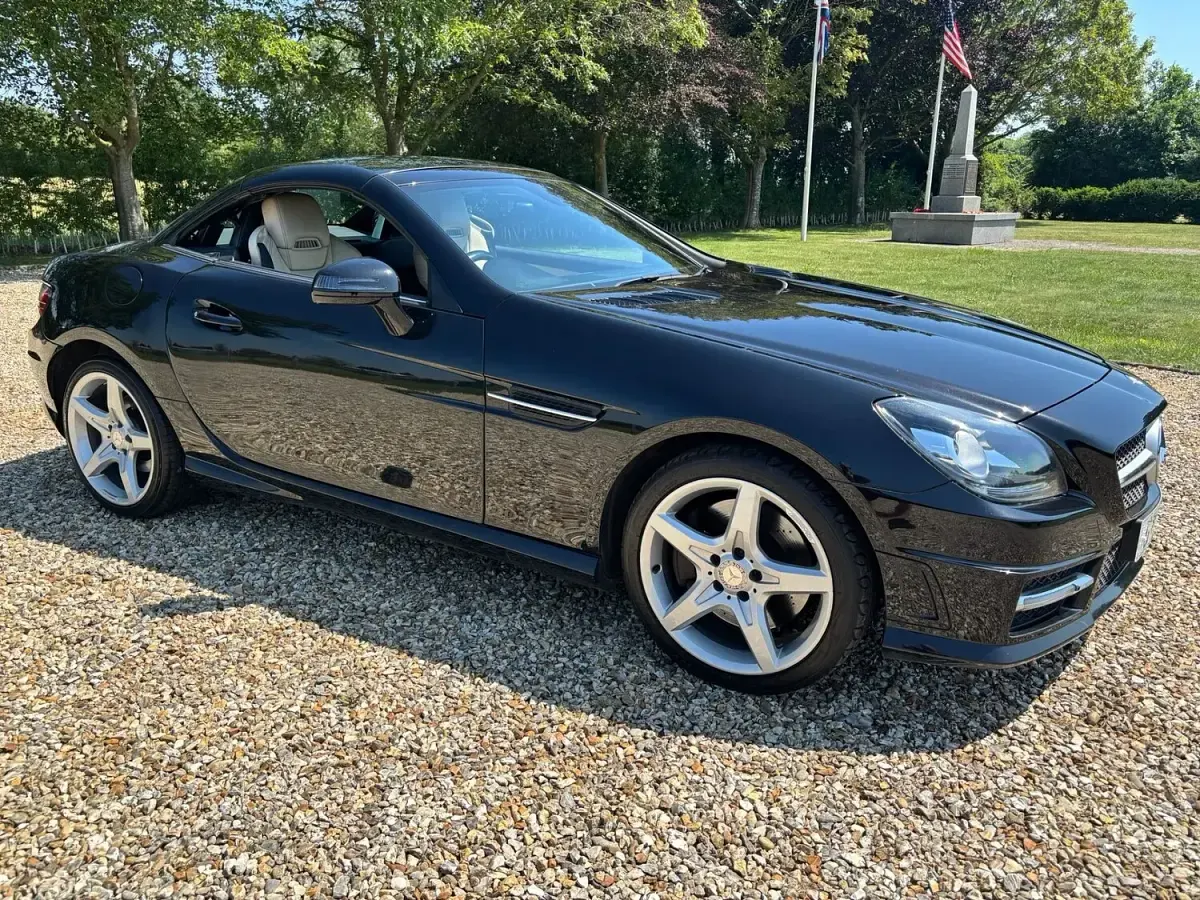 Used Mercedes SLK200 AMG 2011 Black Cabriolet
