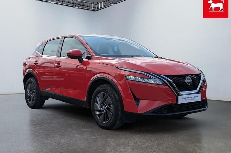 Red Used 2023 Nissan Qashqai Acenta Premium SUV | £19,990 (Good price) - Image 1/1