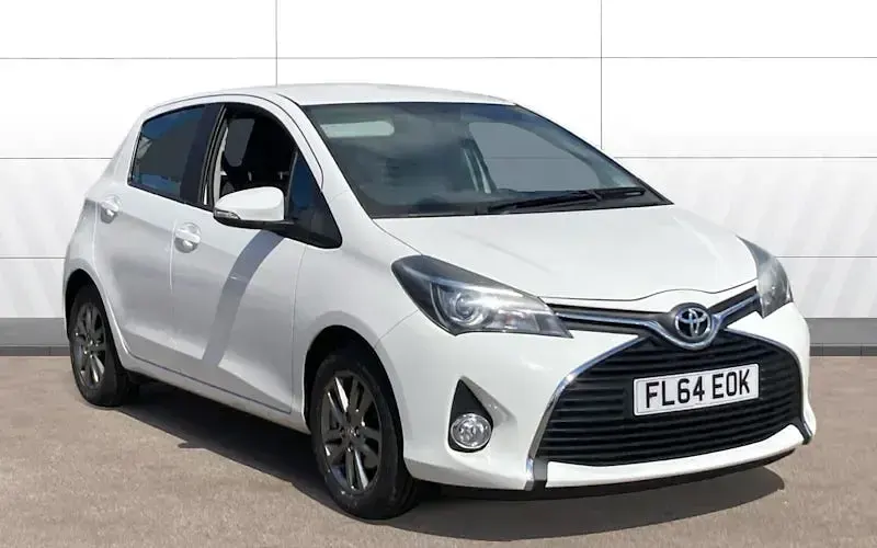 Used Toyota Yaris 69 HP (50 kW) 2016 Hatchback