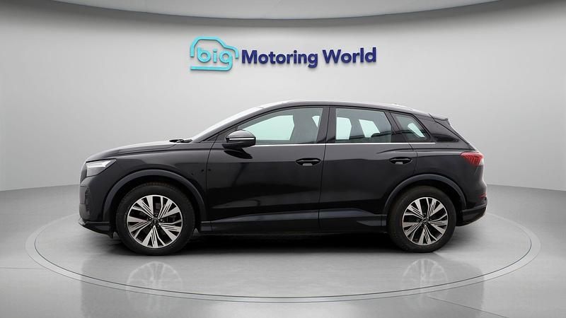 Used Audi Q4 e-tron Sport 125 kW (170 HP) 2022 Black SUV