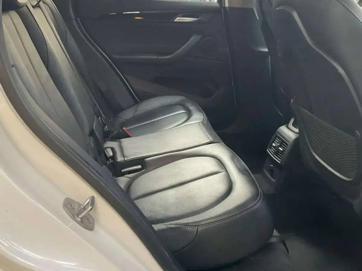 Used BMW X1 xLine 192 HP (141 kW) 2018 White SUV